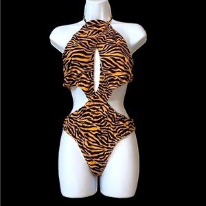 Feather II Zebra Print Sexy One-piece Swimsuit Swimwear Size M